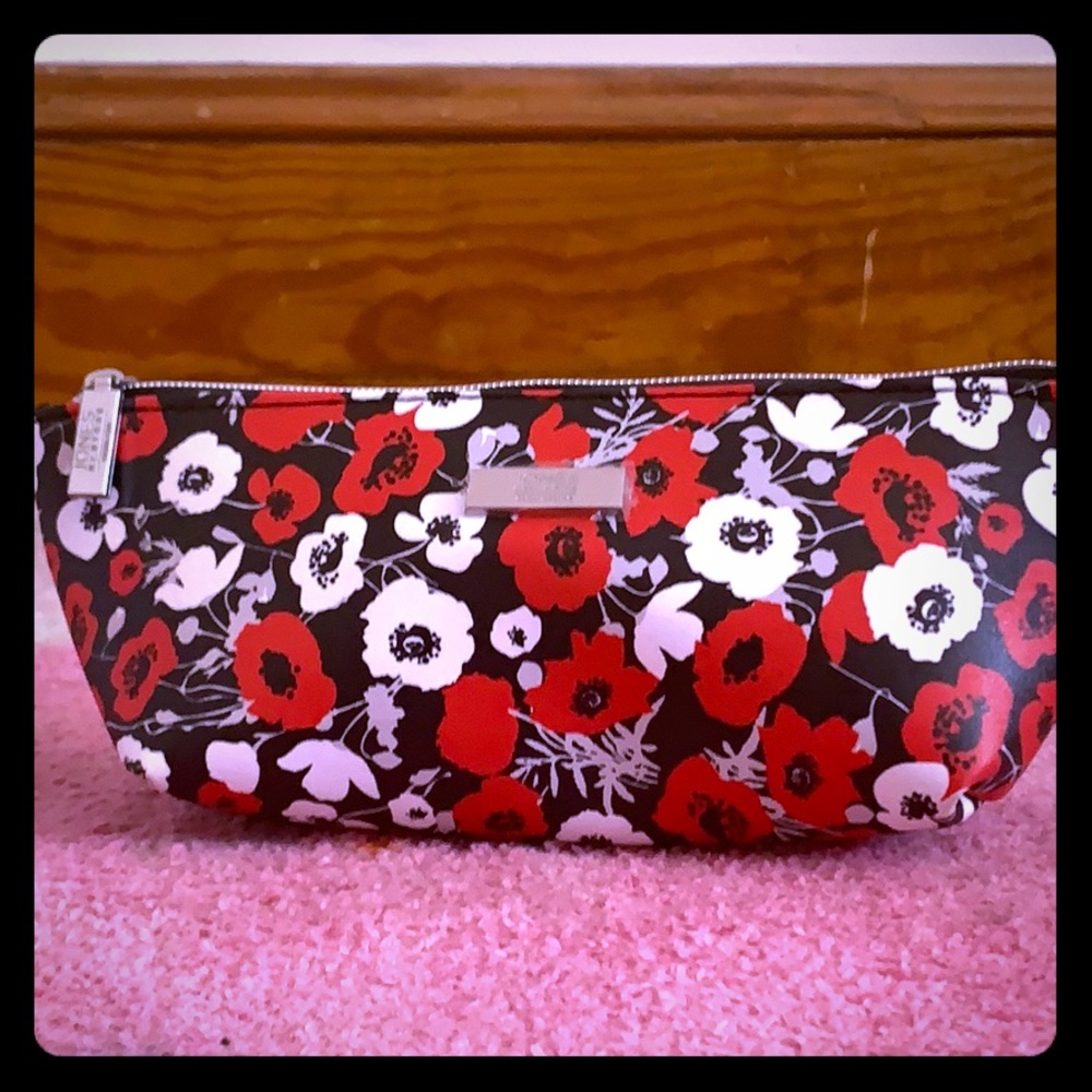 Makeup bag